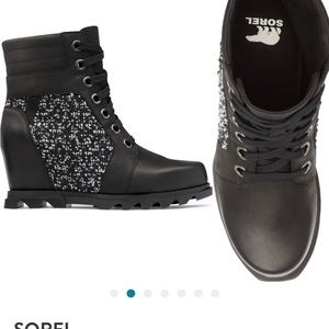 SOLD: New Sorel Joan of Arctic Wedge III Lexie Waterproof wedge boots